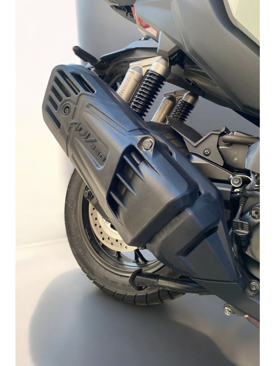 adv egzoz koruma 1 HONDA ADV 350 EGZOZ KORUMA - Görsel 1